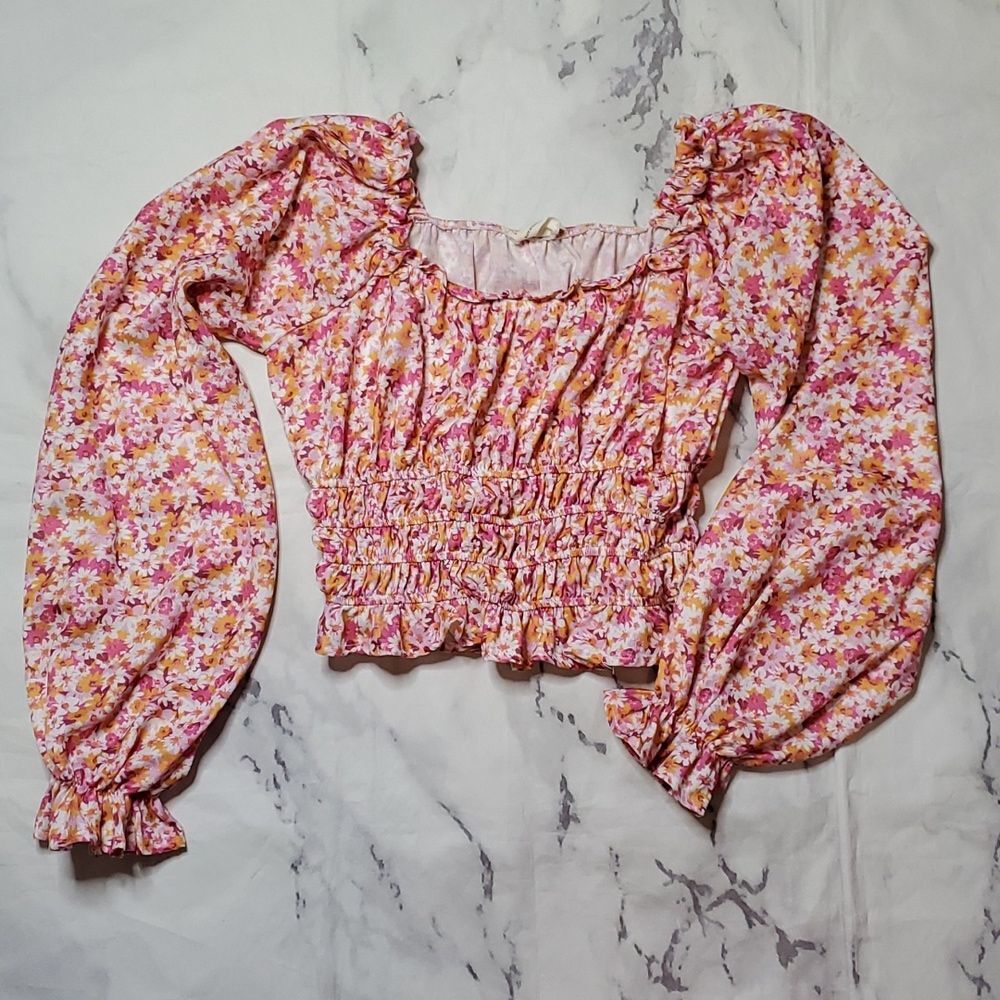 Peach Love California Pink/Orange Floral Cropped Blouse